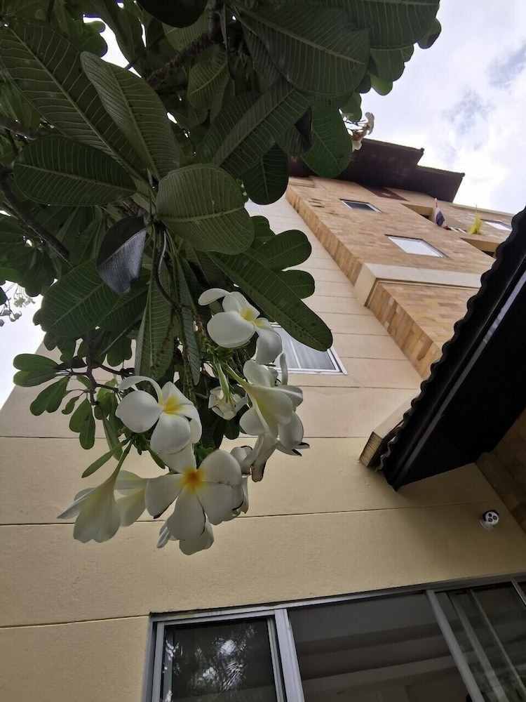 Suklutai Hotel & Serviced Apartment